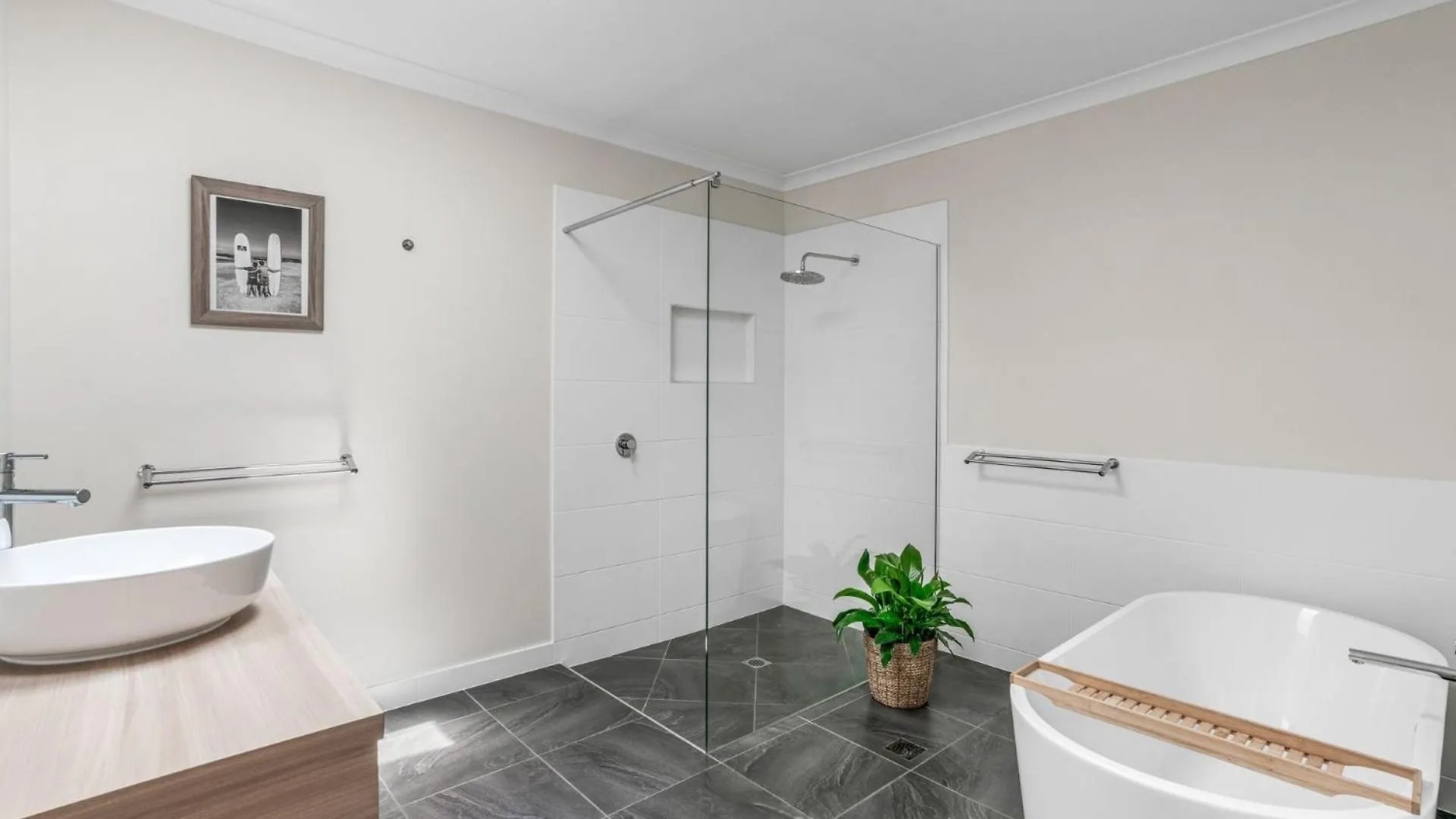 11 Esprit Drive - Rainbow Shores. Swimming Pool - Wifi - Walk To Beach Rainbow Beach