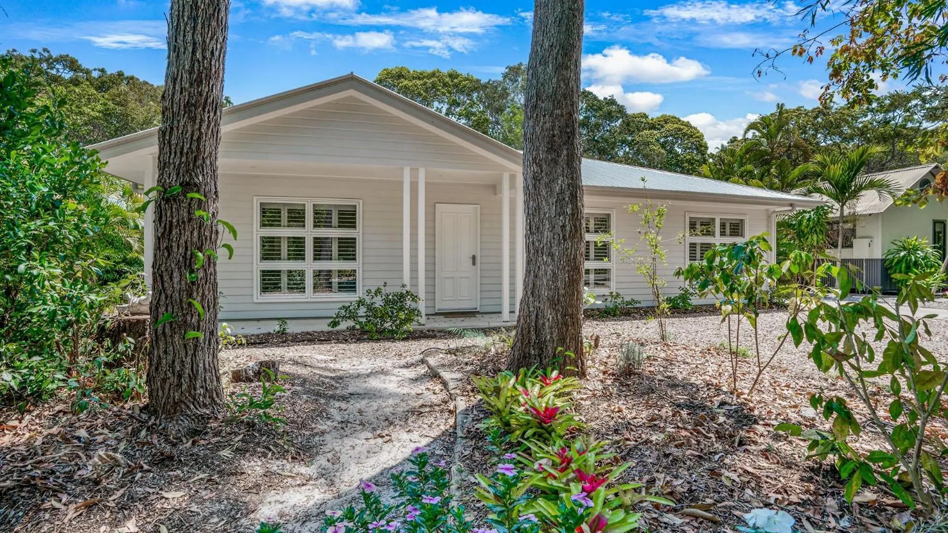 11 Esprit Drive - Rainbow Shores. Swimming Pool - Wifi - Walk To Beach Rainbow Beach Dom wakacyjny